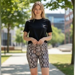 Color Alien Bike Shorts Large